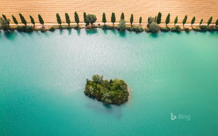 Yonne River near Sens, department of Yonne, Bourgogne, France